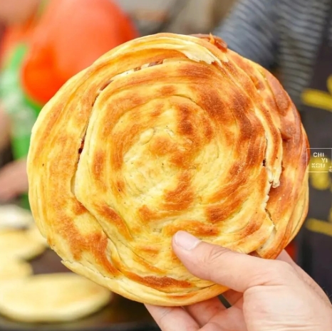 小溪探店丨在竹溪過早，常說：“老板兒，給我多加點兒榨菜！”